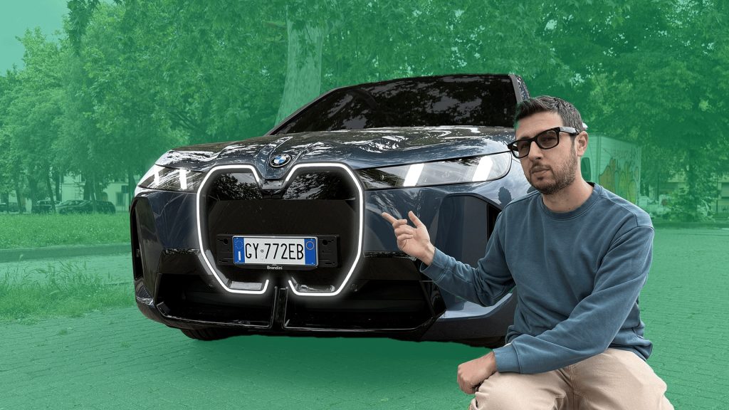 Tutta la tecnologia di BMW iX 2025: una vera bestia tech
