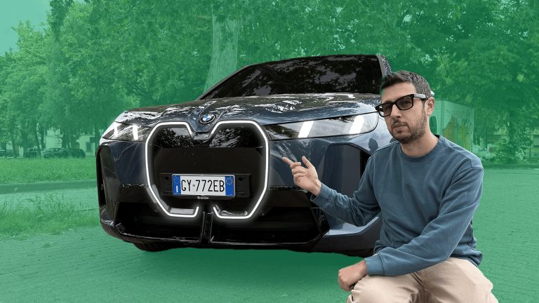 Tutta la tecnologia di BMW iX 2025: una vera bestia tech