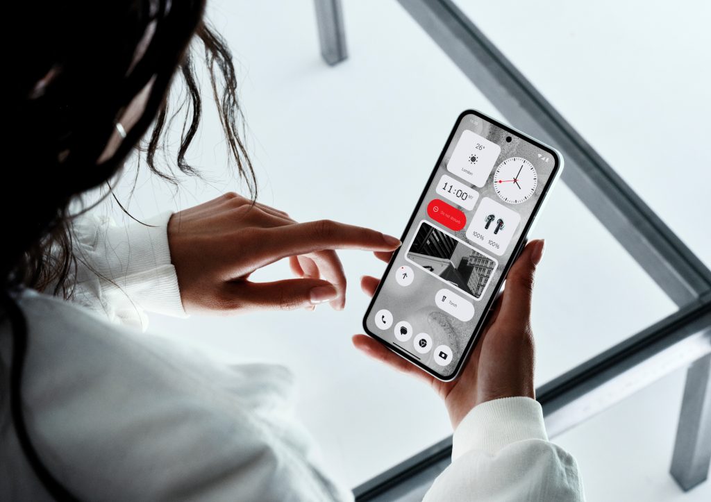 Carl Pei porta brutte notizie: Nothing Phone (3) costerà di più dei precedenti