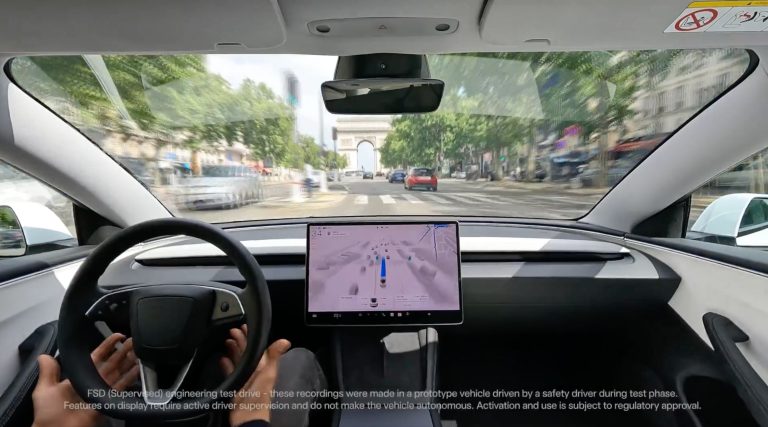 Tesla Model 3 che si guida da sola a Parigi: rilascio in Europa più vicino