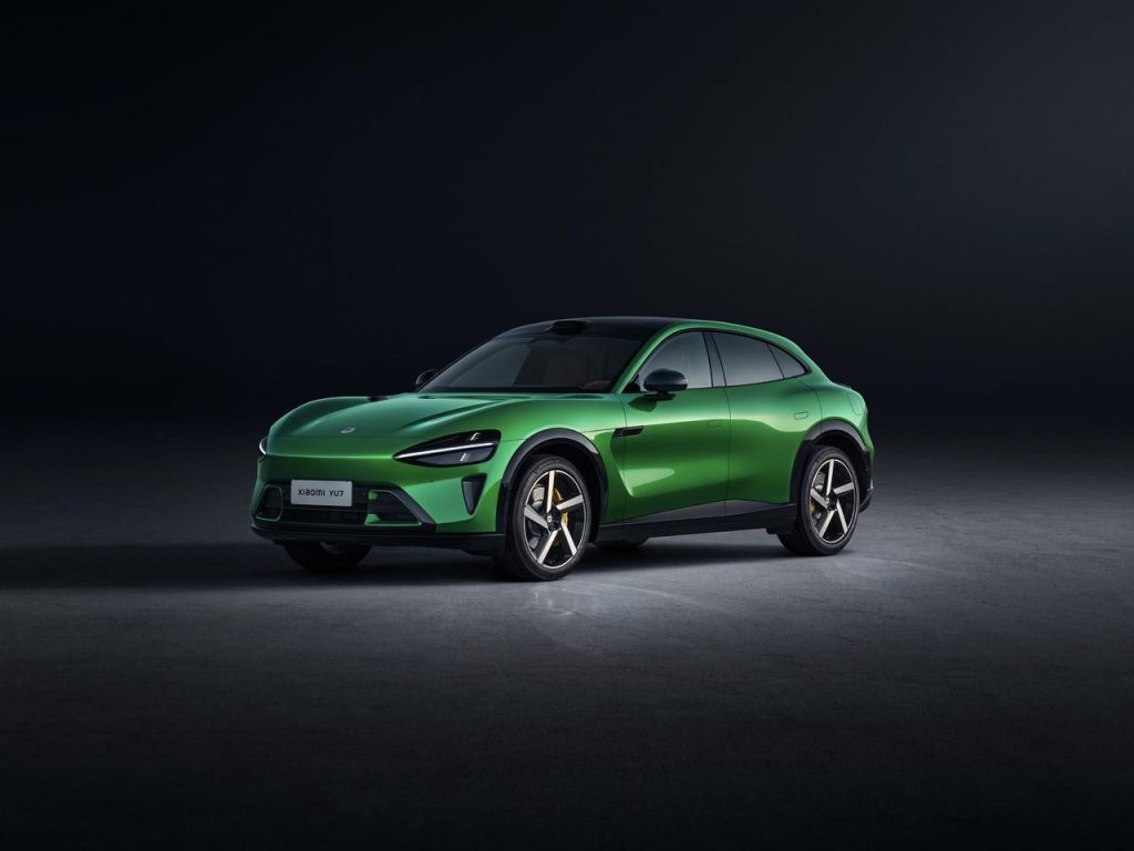 Un mix fra Ferrari e Tesla: nasce la Xiaomi YU7 che può far tremare tutti