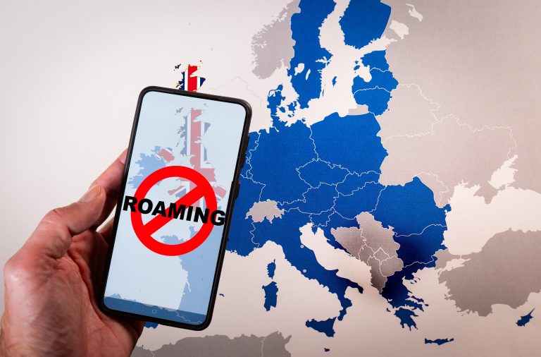 Due operatori abbandonano il roaming gratis in UK