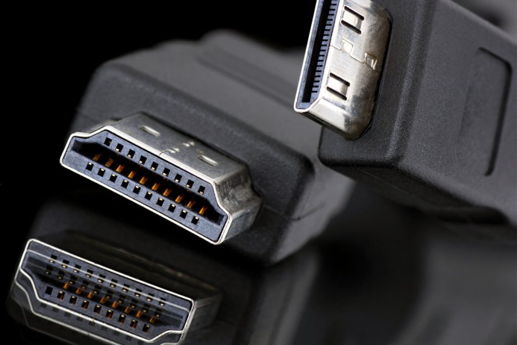 Non vi potete permettere un TV 8K? Coi nuovi cavi HDMI 2.2 siamo già pronti al 16K