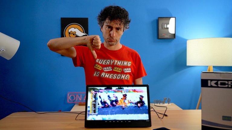 La TV portatile più venduta su Amazon merita di essere restituita